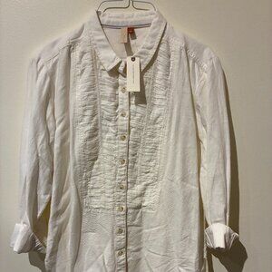 NWT Anthropologie White Detailed Button Down Blouse - Women's S